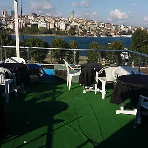 mr-damien.istanbul-turkeyhotels.com/